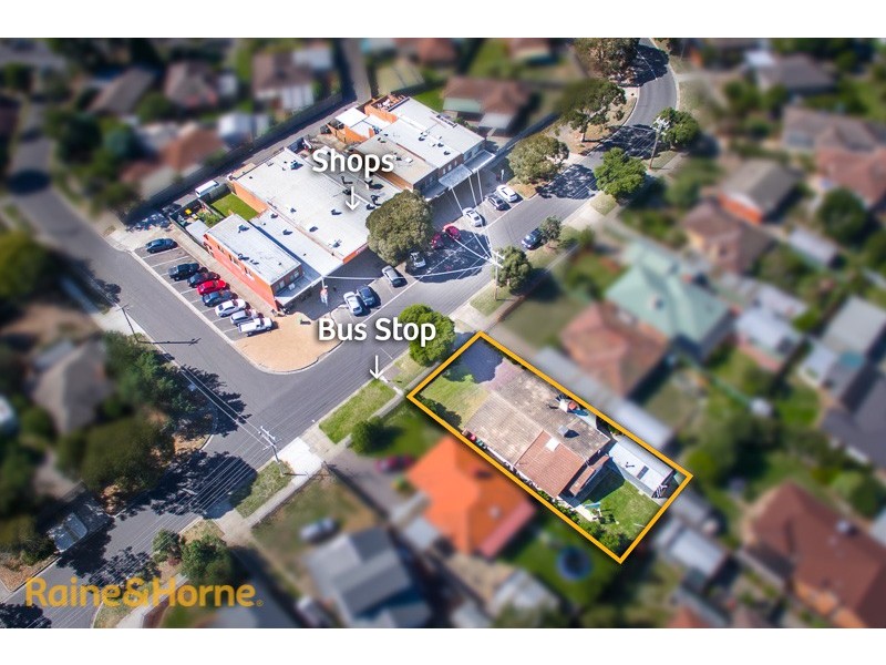 13 Melba Avenue, Sunbury VIC 3429