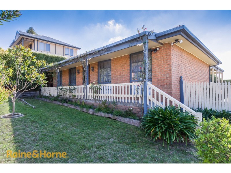 8 Hill Grove, Sunbury VIC 3429