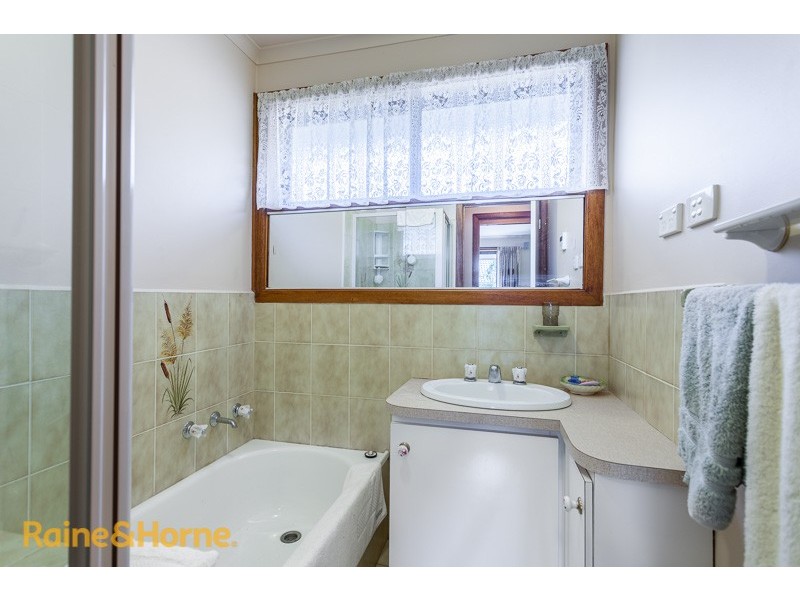 126 Riddell Road, Sunbury VIC 3429