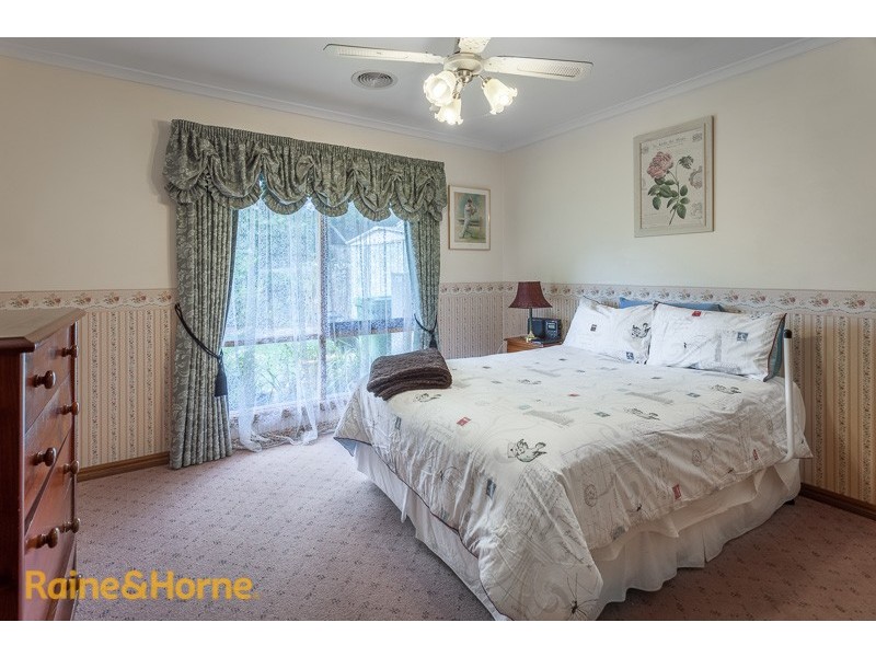 55 OLIVE GROVE, Sunbury VIC 3429