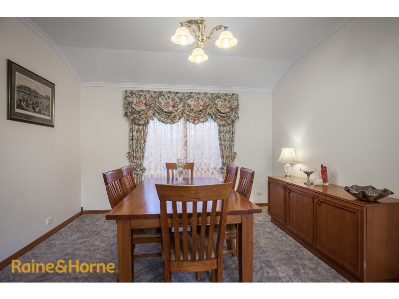 55 OLIVE GROVE, Sunbury VIC 3429