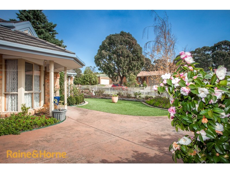 55 OLIVE GROVE, Sunbury VIC 3429