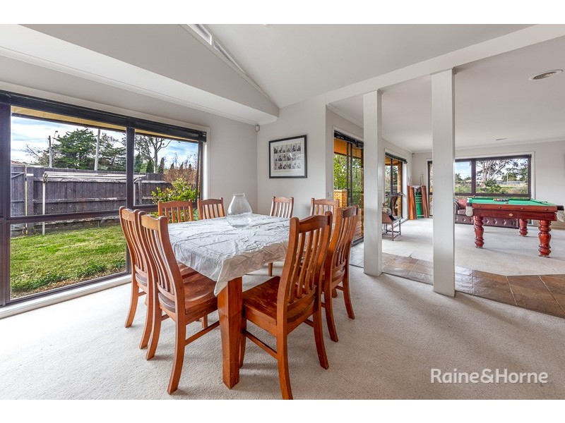 23 Powlett Street, Sunbury VIC 3429