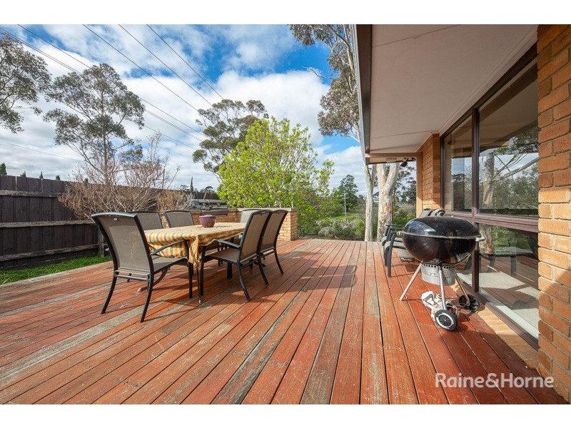 23 Powlett Street, Sunbury VIC 3429