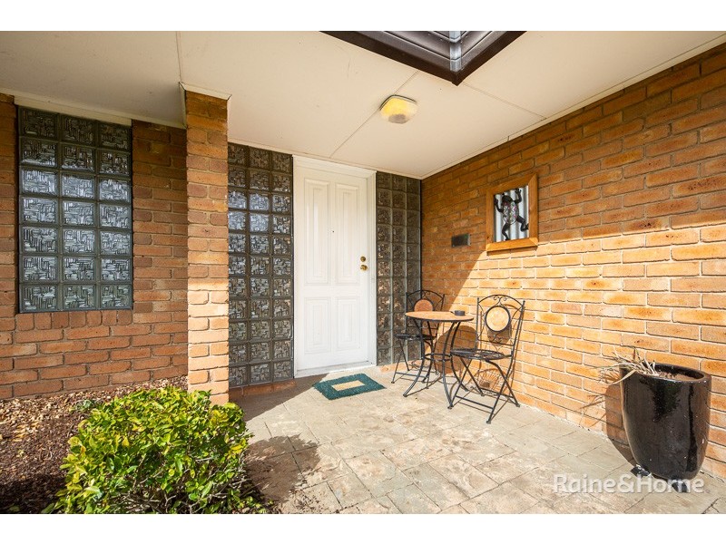 23 Powlett Street, Sunbury VIC 3429