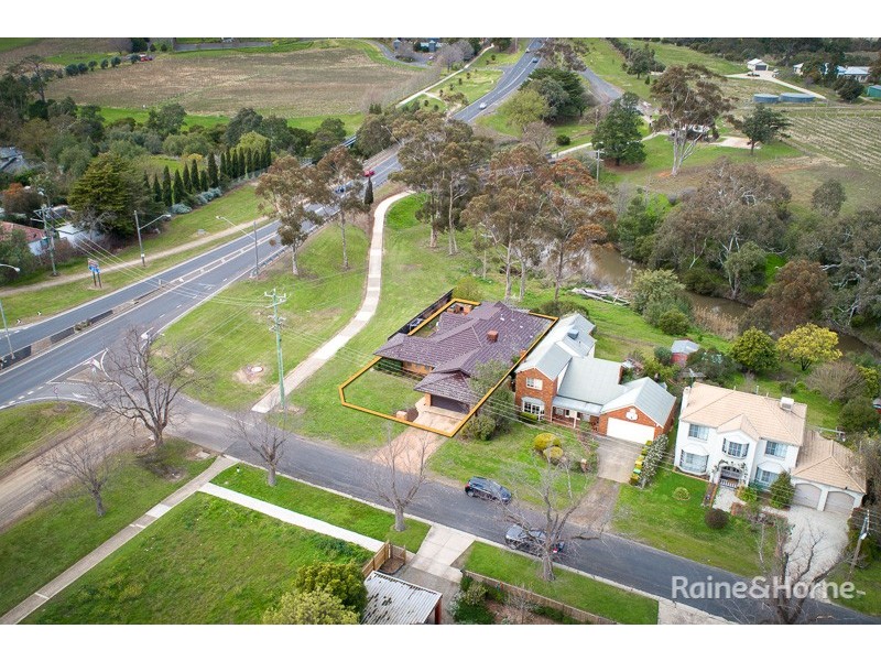 23 Powlett Street, Sunbury VIC 3429