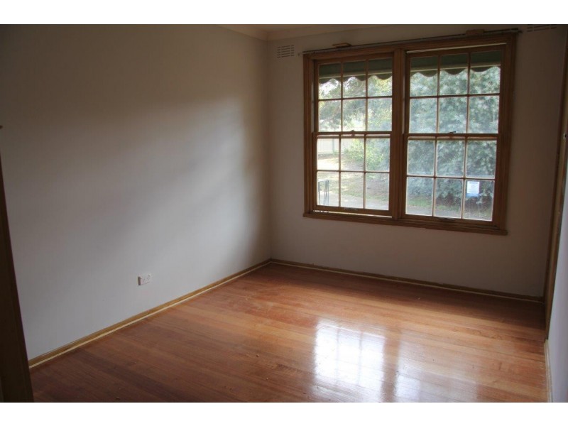 112-114 Riddell Road, Sunbury VIC 3429