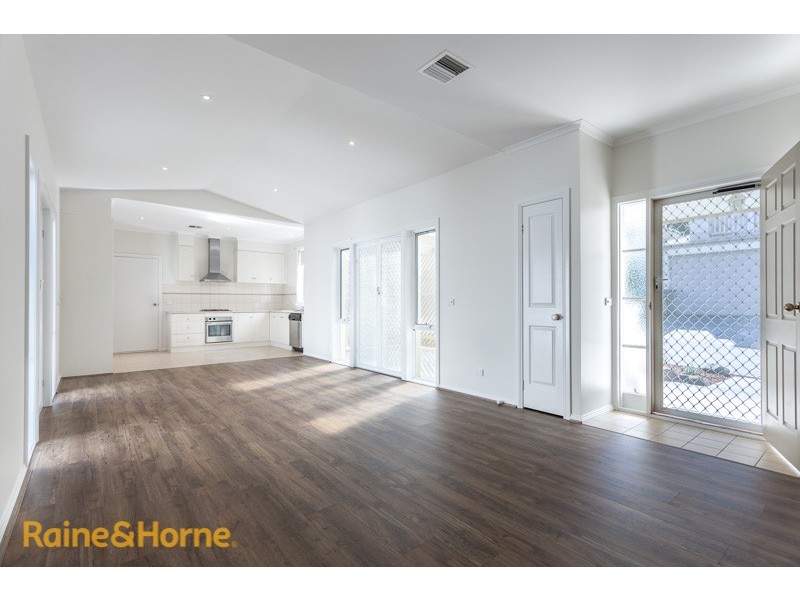 8 Sunbrook Court, Sunbury VIC 3429