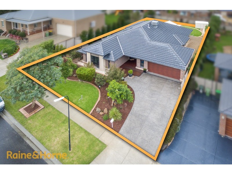 12 Knightsbridge Street, Sunbury VIC 3429
