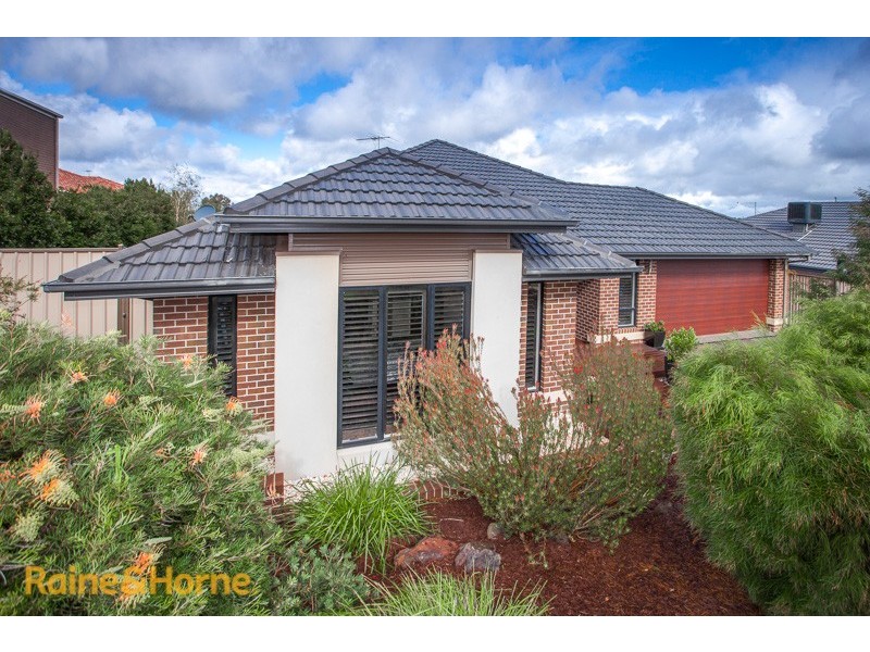 12 Knightsbridge Street, Sunbury VIC 3429
