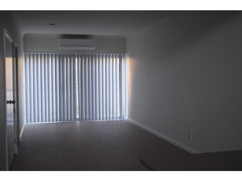 75 Gap Road, Sunbury VIC 3429