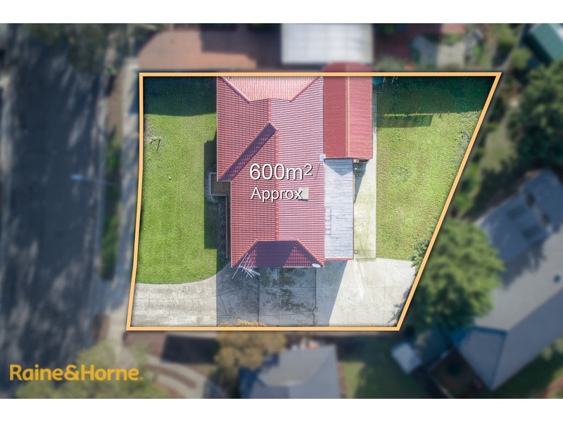 8 McEwen Drive, Sunbury VIC 3429