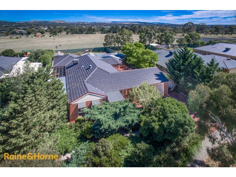4 Gurners Lane, Sunbury VIC 3429