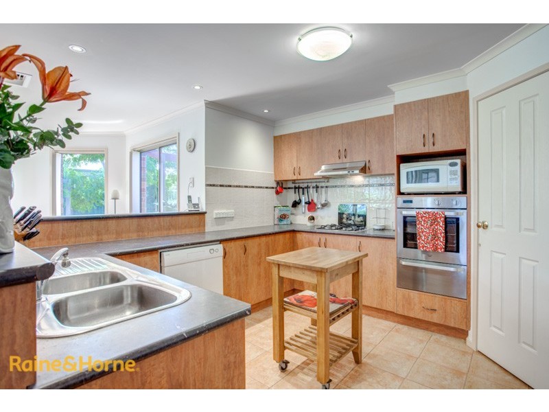 4 Gurners Lane, Sunbury VIC 3429
