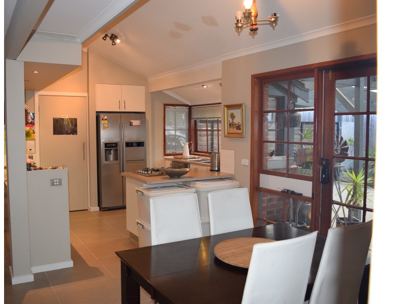 122 Welcome Road, Diggers Rest VIC 3427