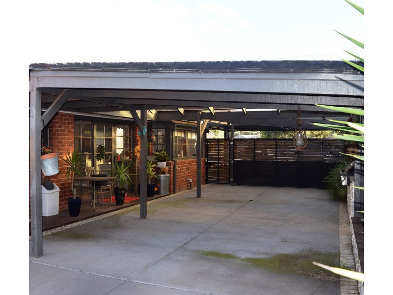 122 Welcome Road, Diggers Rest VIC 3427