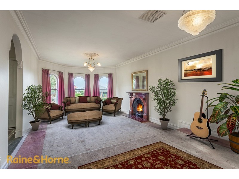 63 Balmoral Circuit, Sunbury VIC 3429