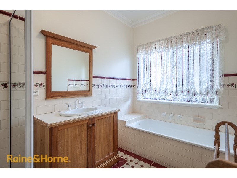 63 Balmoral Circuit, Sunbury VIC 3429