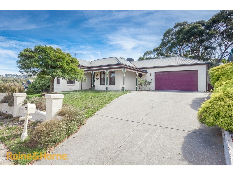 63 Balmoral Circuit, Sunbury VIC 3429