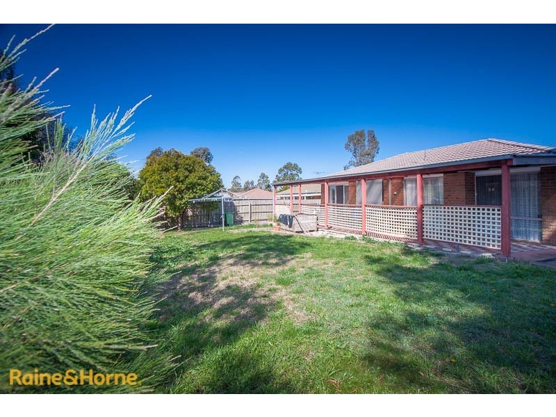 14 Westward Ho Drive, Sunbury VIC 3429