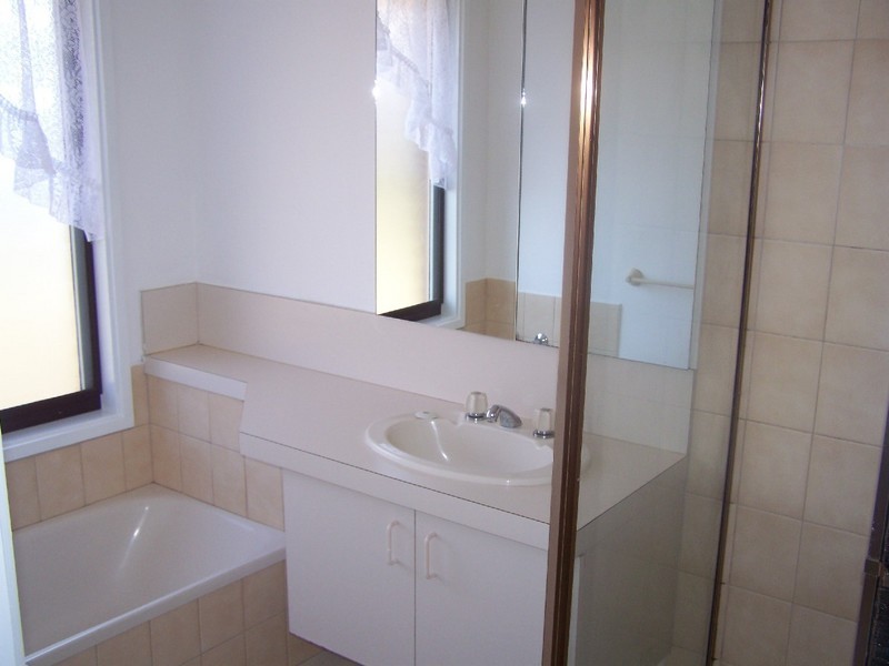 7 Hoylake Court, Sunbury VIC 3429