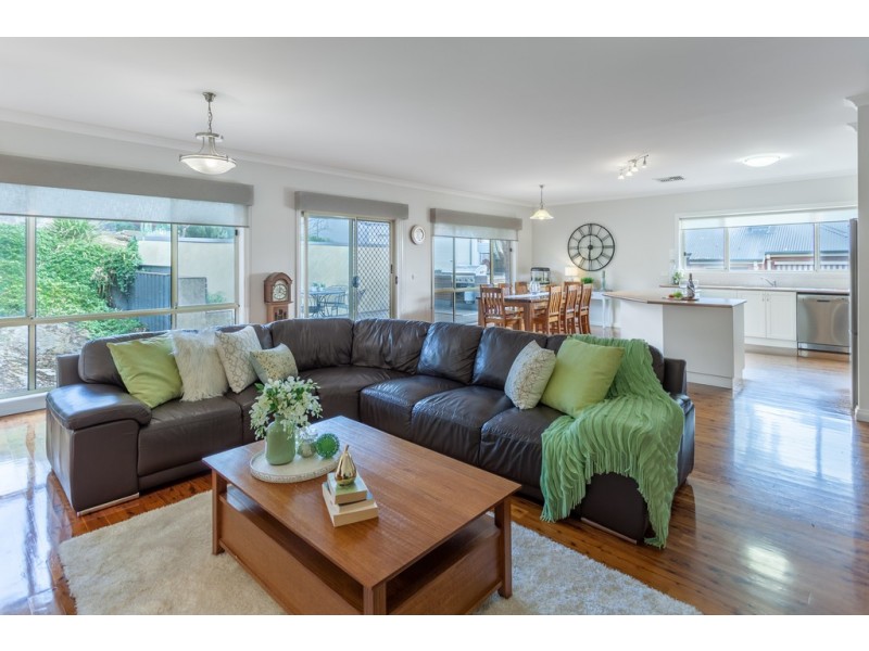 60 FULLWOOD DRIVE, Sunbury VIC 3429