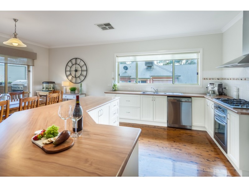 60 FULLWOOD DRIVE, Sunbury VIC 3429