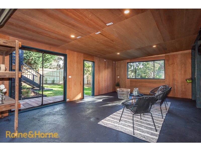 17 Mudie Avenue, Sunbury VIC 3429