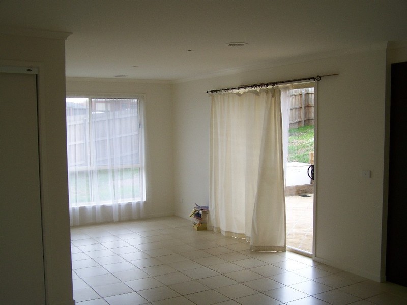 44 Backhaus Avenue, Sunbury VIC 3429