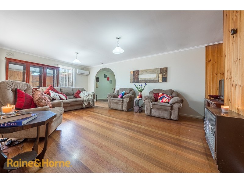 116 Pasley Street, Sunbury VIC 3429