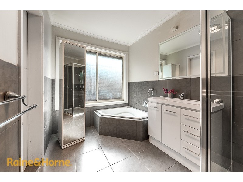 116 Pasley Street, Sunbury VIC 3429