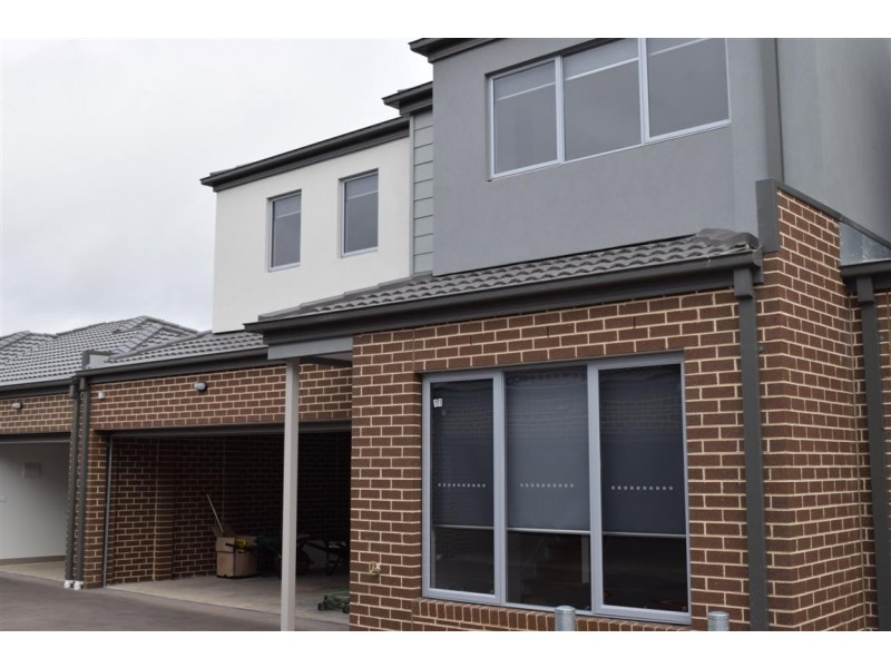 11/179 Mitchells Lane, Sunbury VIC 3429