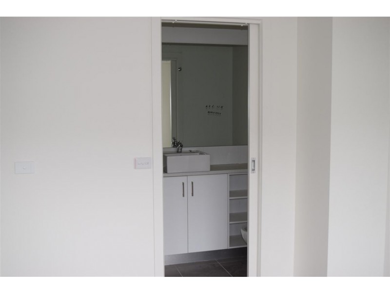 11/179 Mitchells Lane, Sunbury VIC 3429
