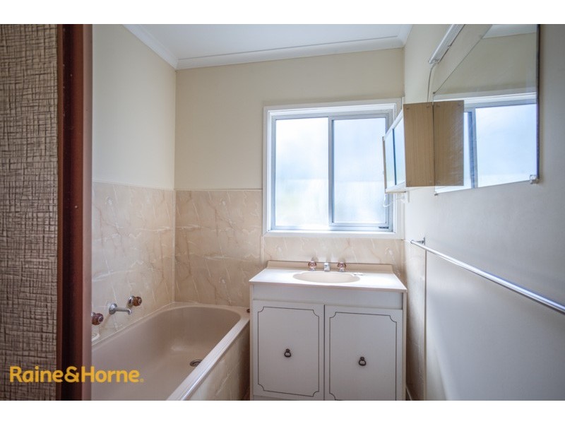 18 Jackson Street, Sunbury VIC 3429