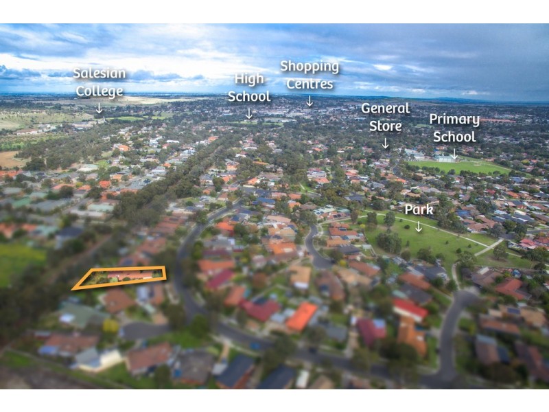 26 Dunrossil Drive, Sunbury VIC 3429