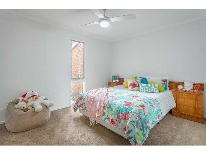 26 Dunrossil Drive, Sunbury VIC 3429