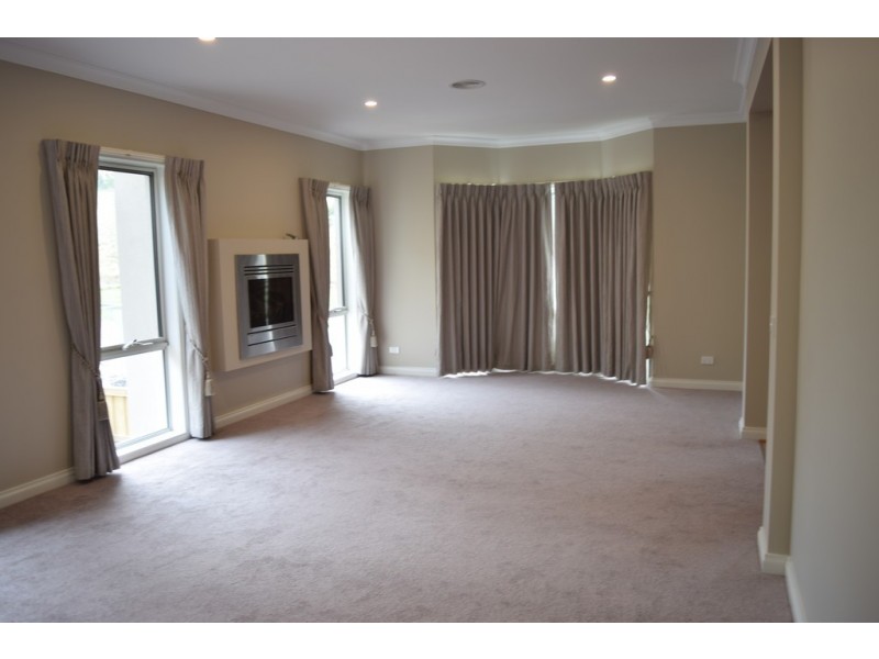 3 Landscape Place, Sunbury VIC 3429