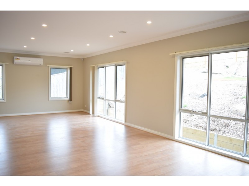 3 Landscape Place, Sunbury VIC 3429