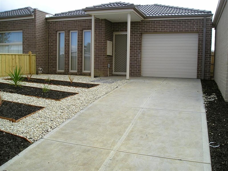 24B Keith Avenue, Sunbury VIC 3429
