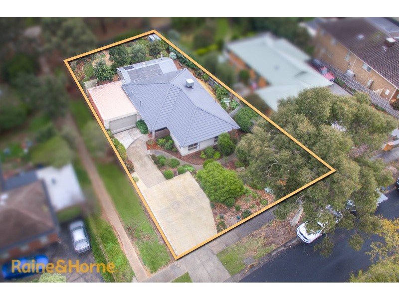 1 Hasluck Court, Sunbury VIC 3429
