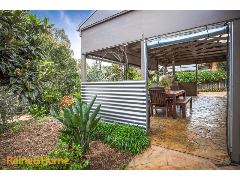 1 Hasluck Court, Sunbury VIC 3429