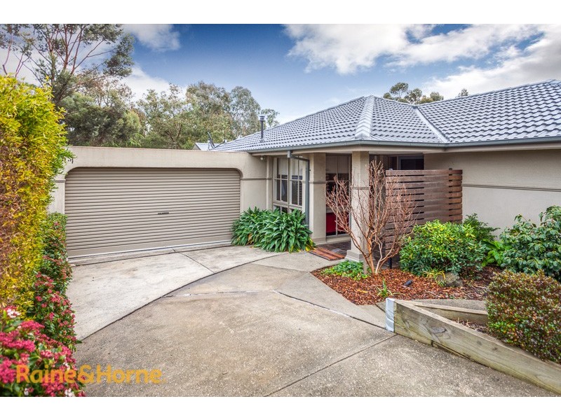 1 Hasluck Court, Sunbury VIC 3429