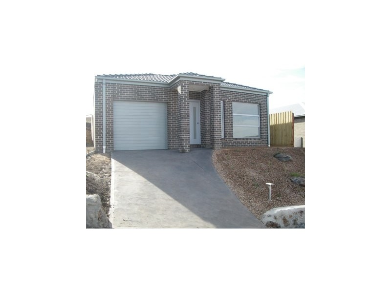 25A LALOR CRESCENT, Sunbury VIC 3429