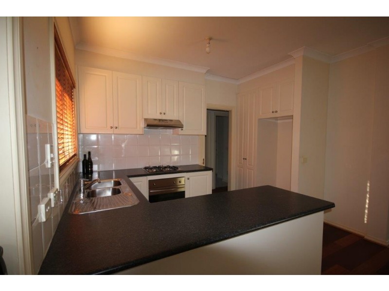 18/17A Cornish Street, Sunbury VIC 3429