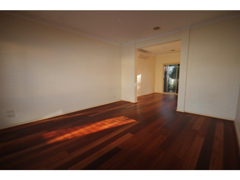 18/17A Cornish Street, Sunbury VIC 3429
