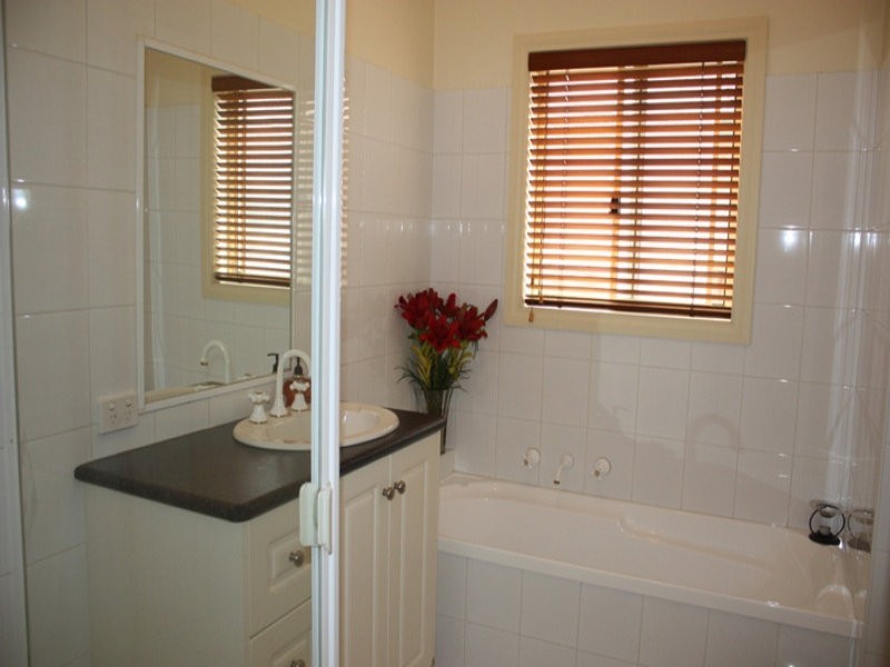 18/17A Cornish Street, Sunbury VIC 3429