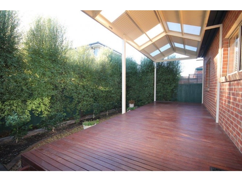 18/17A Cornish Street, Sunbury VIC 3429