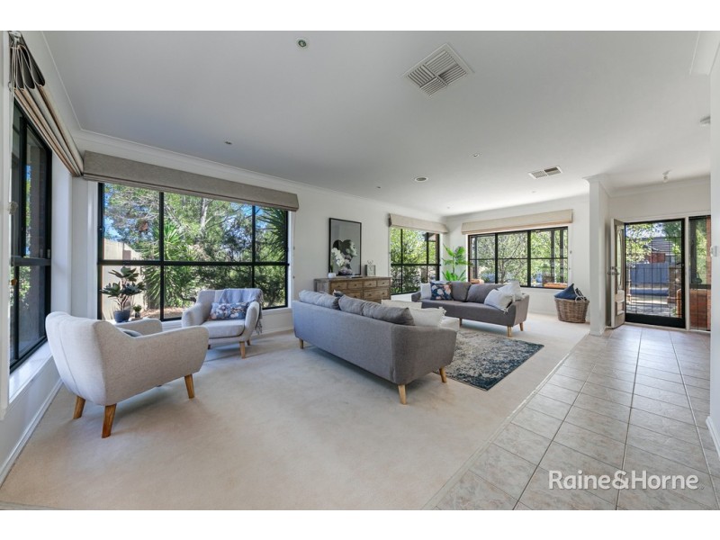 23 Orchardview Grove, Sunbury VIC 3429