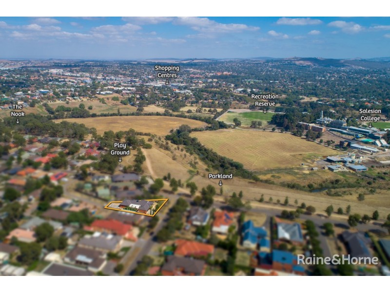 23 Orchardview Grove, Sunbury VIC 3429