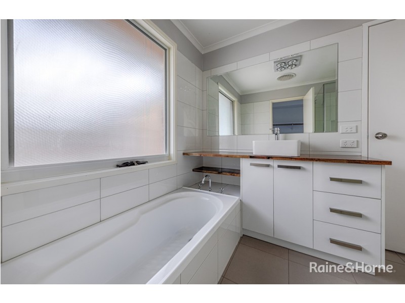 5 License Road, Diggers Rest VIC 3427